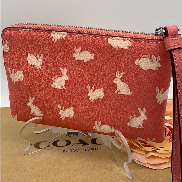 COACH Corner Zip Wristlet With BUNNY Print - Picture 6 of 8